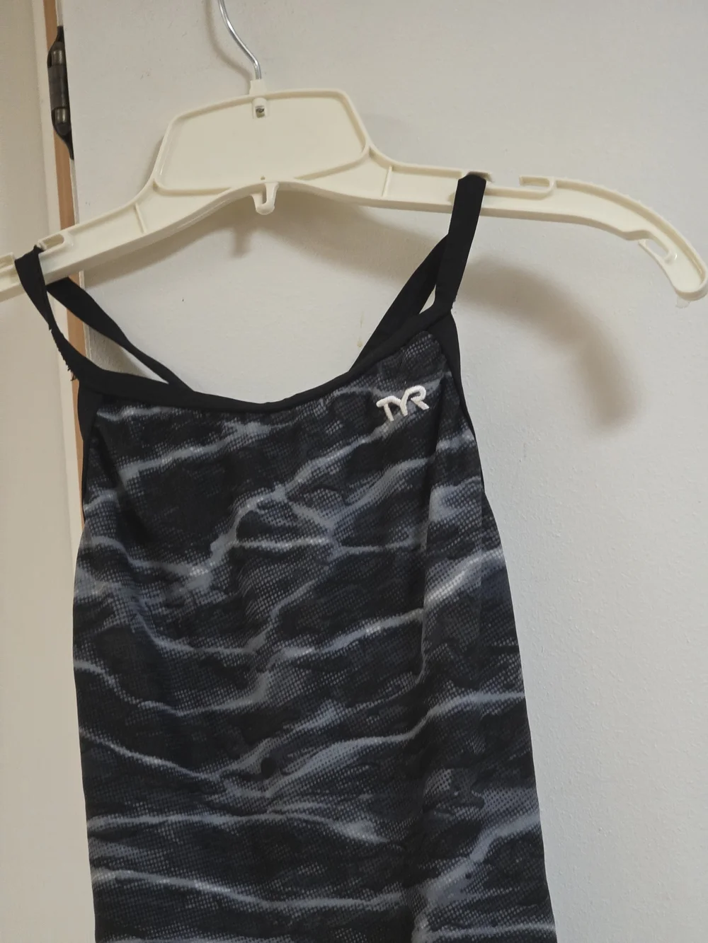 TYR Girls' Black Wave-Print One-Piece Swimsuit
